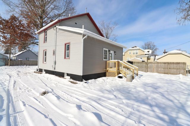 206 Ohio Street, La Porte, IN 46350