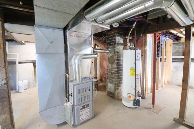 206 Ohio Street, La Porte, IN 46350