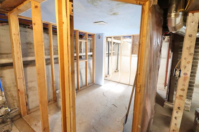 206 Ohio Street, La Porte, IN 46350