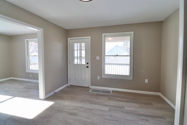 206 Ohio Street, La Porte, IN 46350