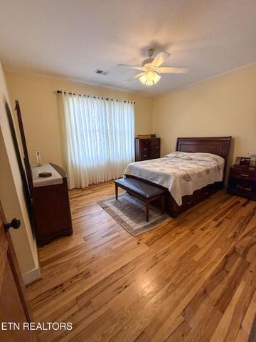 50 Hickory Trail, Norris, TN 37828