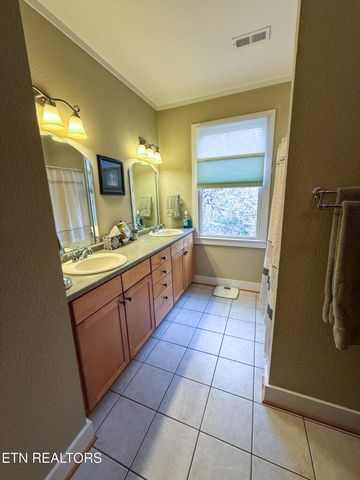 50 Hickory Trail, Norris, TN 37828