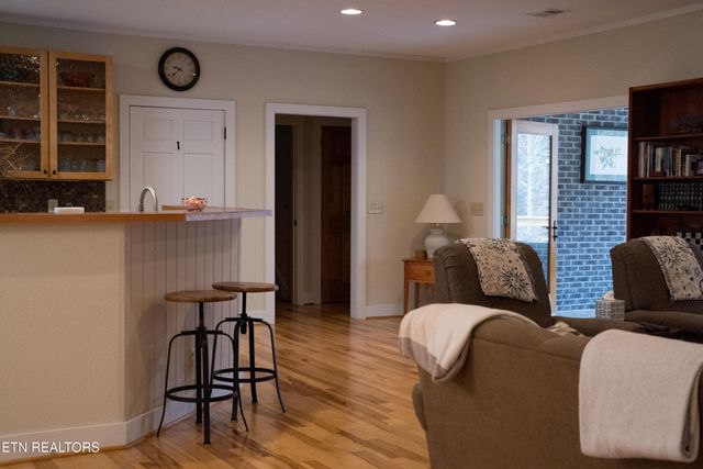 50 Hickory Trail, Norris, TN 37828