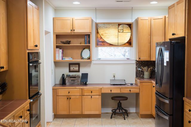 50 Hickory Trail, Norris, TN 37828