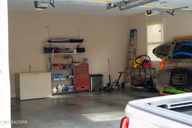 50 Hickory Trail, Norris, TN 37828