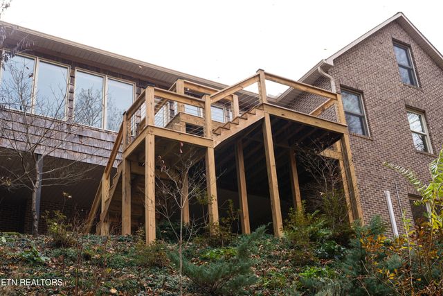 50 Hickory Trail, Norris, TN 37828