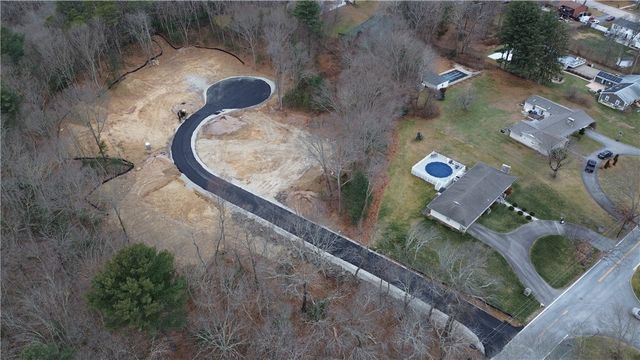 10 Helena Way, Johnston, RI 02919