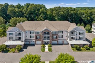 1227 Brookside Court 1227, Newtown, CT 06470