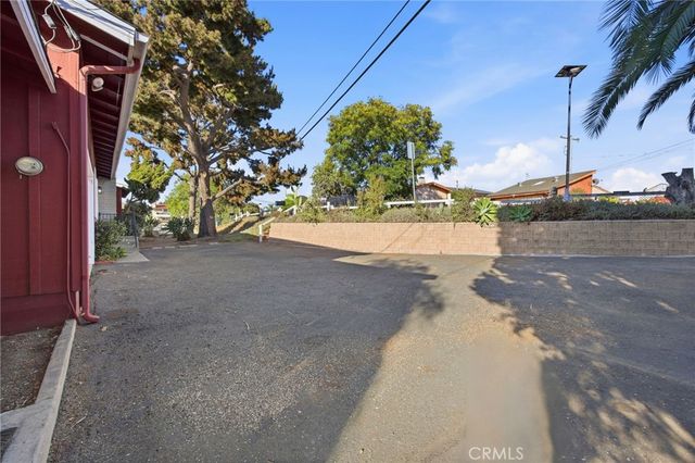 644 Hillside Terrace, Vista, CA 92084