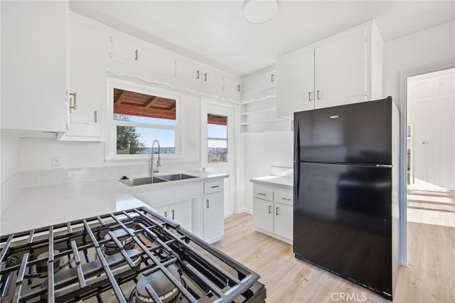 644 Hillside Terrace, Vista, CA 92084