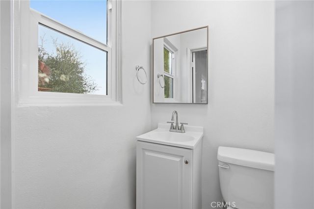 644 Hillside Terrace, Vista, CA 92084