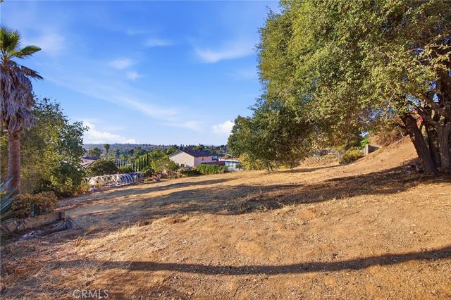 644 Hillside Terrace, Vista, CA 92084