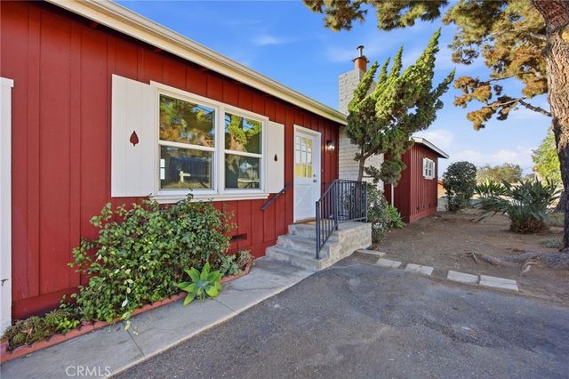 644 Hillside Terrace, Vista, CA 92084