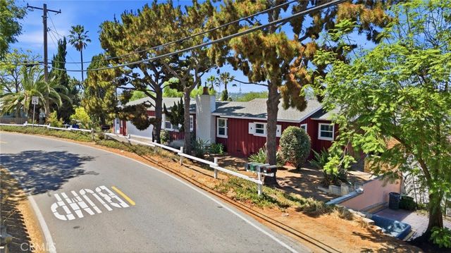 644 Hillside Terrace, Vista, CA 92084