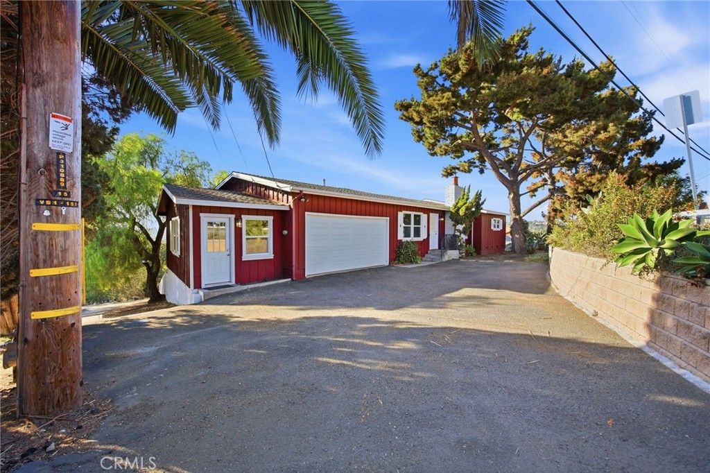 644 Hillside Terrace, Vista, CA 92084