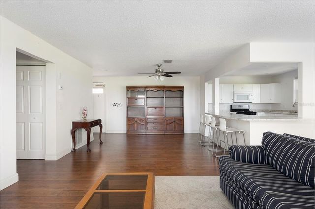 5603 80TH STREET N 516, St Petersburg, FL 33709