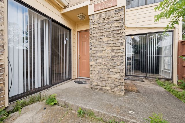 4264 Madera Road 2, Irving, TX 75038
