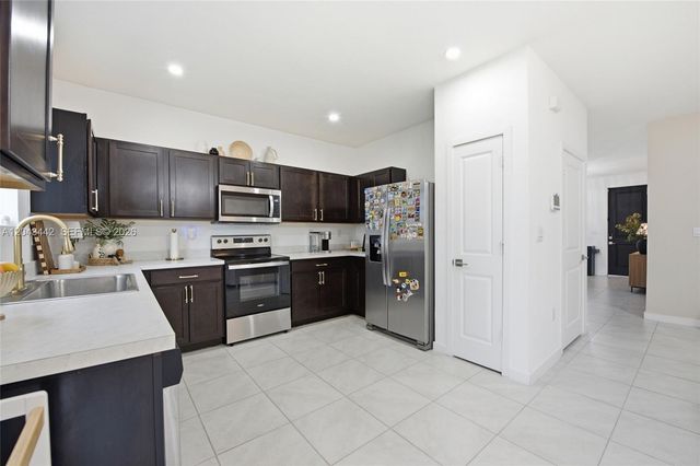 1774 SE 9th Avenue 1774, Homestead, FL 33034