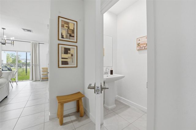 1774 SE 9th Avenue 1774, Homestead, FL 33034
