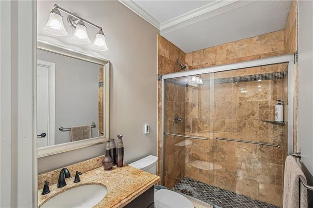 5418 W 161st Terrace, Overland Park, KS 66085