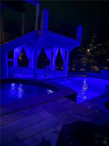 5418 W 161st Terrace, Overland Park, KS 66085