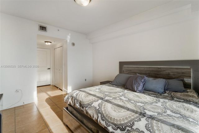 2301 SW 27th Ave 1204, Miami, FL 33145