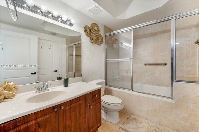 2301 SW 27th Ave 1204, Miami, FL 33145