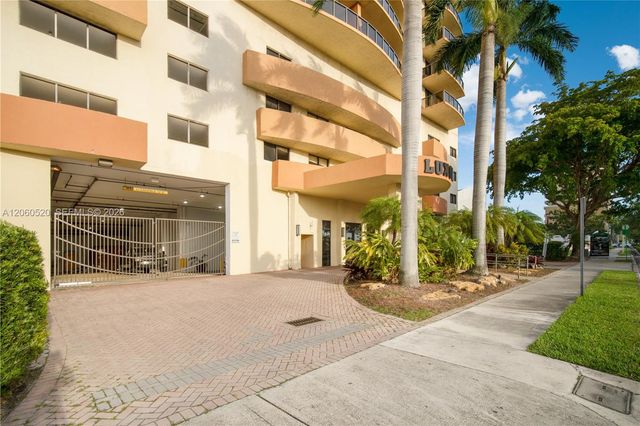 2301 SW 27th Ave 1204, Miami, FL 33145