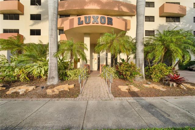 2301 SW 27th Ave 1204, Miami, FL 33145