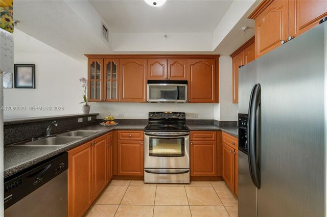 2301 SW 27th Ave 1204, Miami, FL 33145