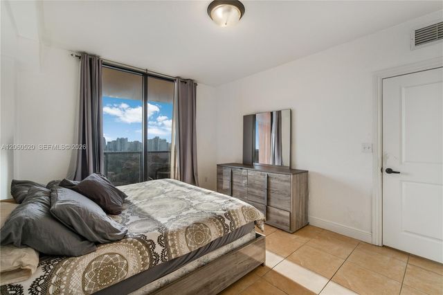 2301 SW 27th Ave 1204, Miami, FL 33145