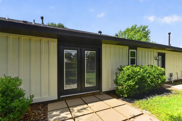 10407 Winding Trail Road, La Porte, TX 77571