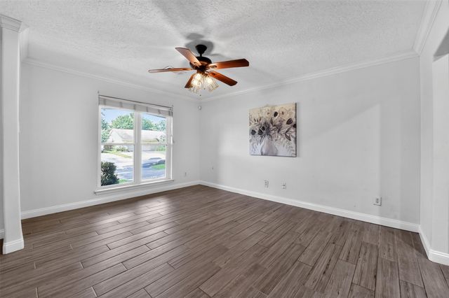 10407 Winding Trail Road, La Porte, TX 77571