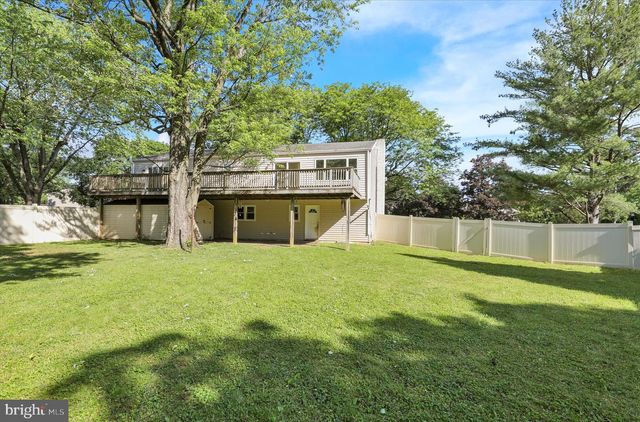 97 WELLINGTON BLVD, Reading, PA 19610