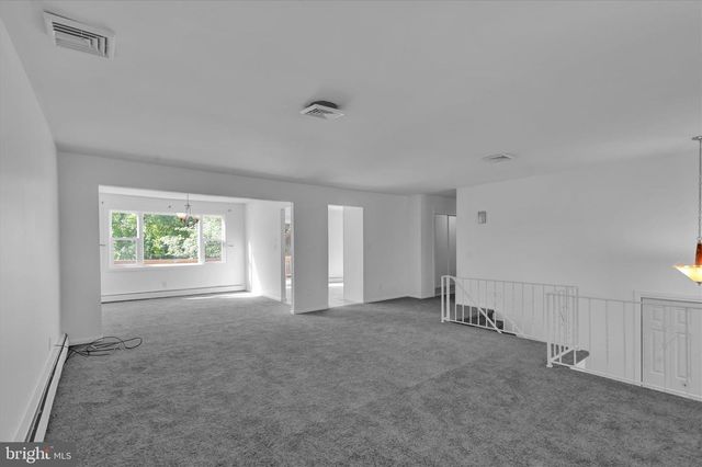 97 WELLINGTON BLVD, Reading, PA 19610