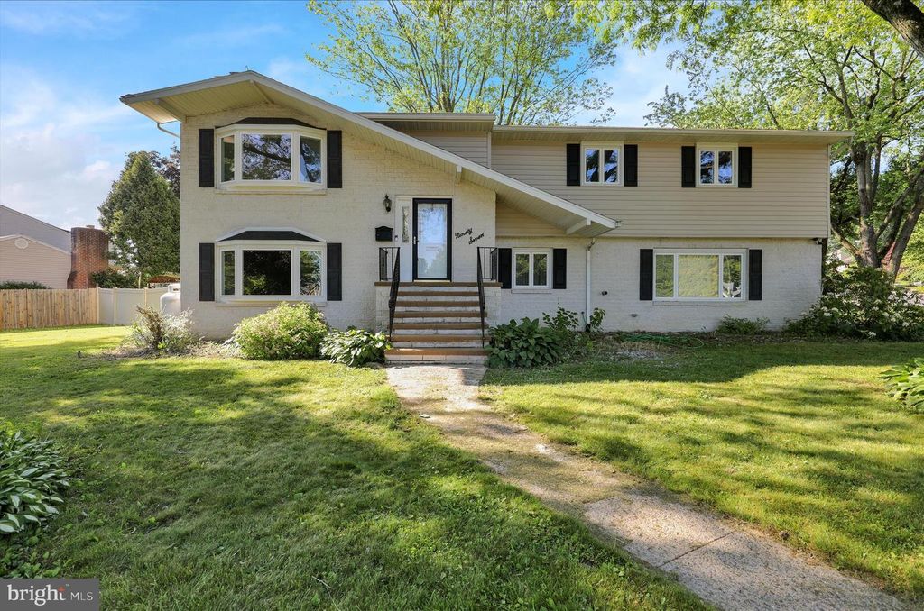 97 WELLINGTON BLVD, Reading, PA 19610