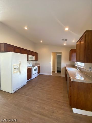 2950 East Deerskin Street, Pahrump, NV 89048