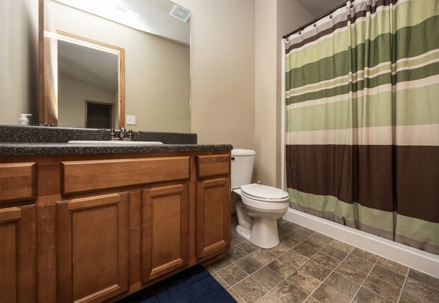 4284 Tamara Lane, West Des Moines, IA 50265