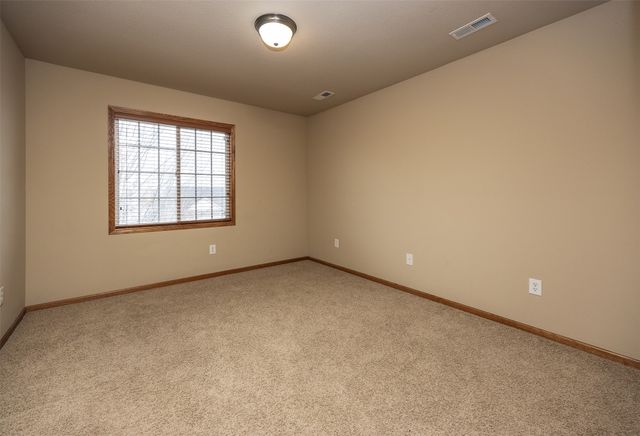 4284 Tamara Lane, West Des Moines, IA 50265