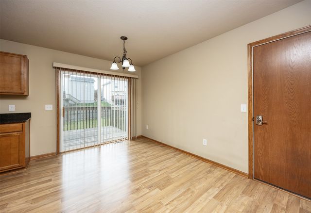 4284 Tamara Lane, West Des Moines, IA 50265