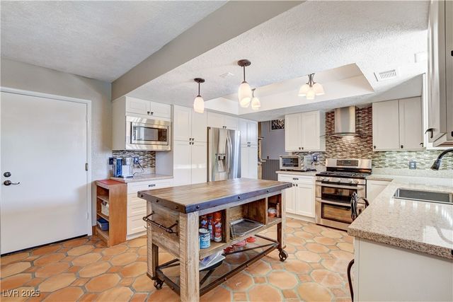 845 Robinson Lane, Boulder City, NV 89005