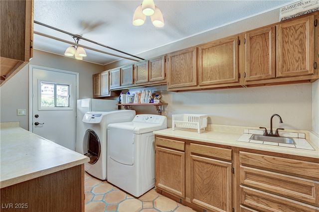 845 Robinson Lane, Boulder City, NV 89005