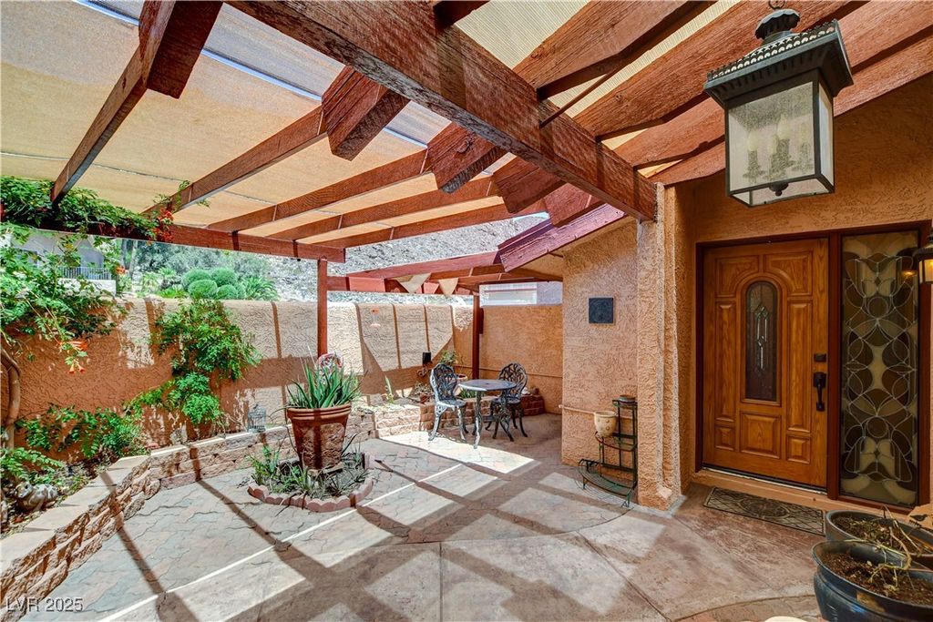 845 Robinson Lane, Boulder City, NV 89005