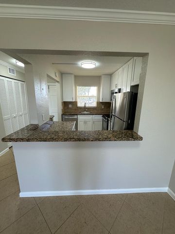 9949 Sandalfoot Boulevard 536, Boca Raton, FL 33428