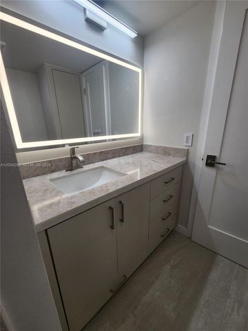 2781 N Pine Island Road 302, Sunrise, FL 33322