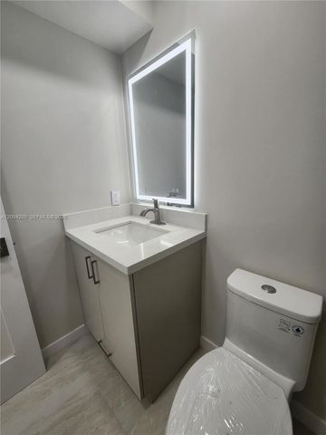 2781 N Pine Island Road 302, Sunrise, FL 33322