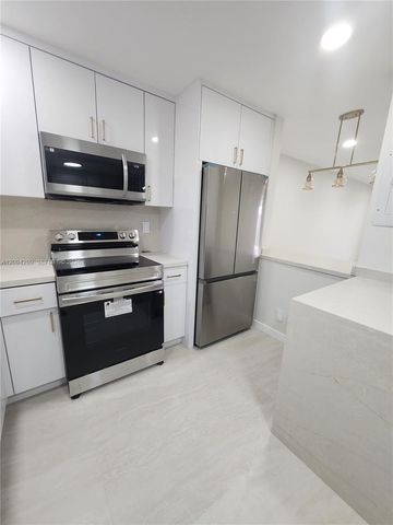2781 N Pine Island Road 302, Sunrise, FL 33322