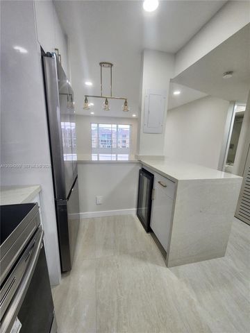 2781 N Pine Island Road 302, Sunrise, FL 33322