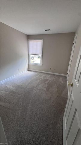 103 Shallow Lagoon DR, Yorktown, VA 23693