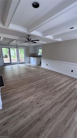 103 Shallow Lagoon DR, Yorktown, VA 23693
